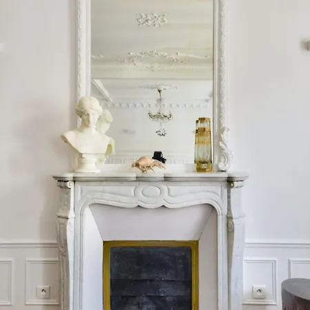 Parisian Authentique
